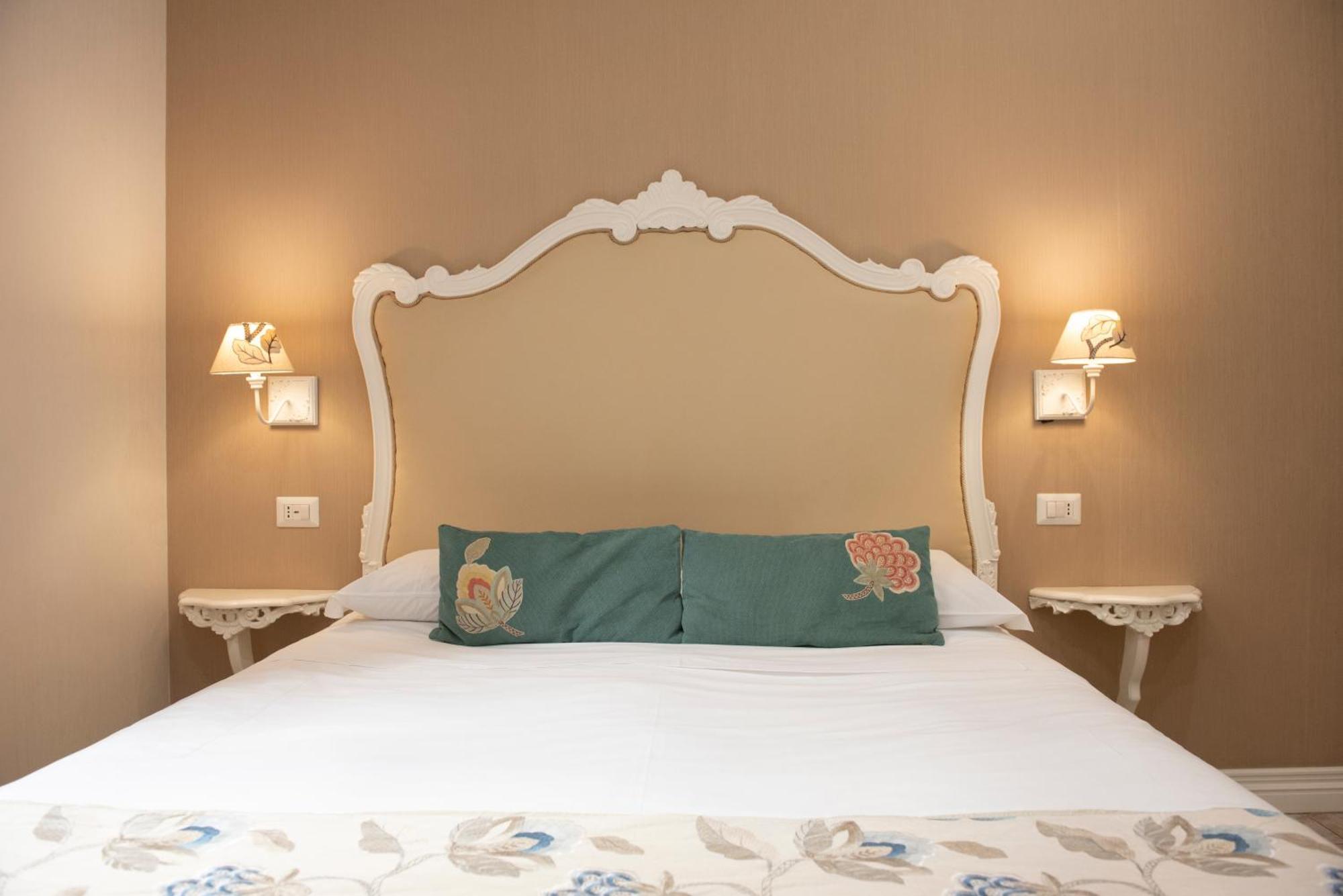 Certosa Suite Naples Exterior photo